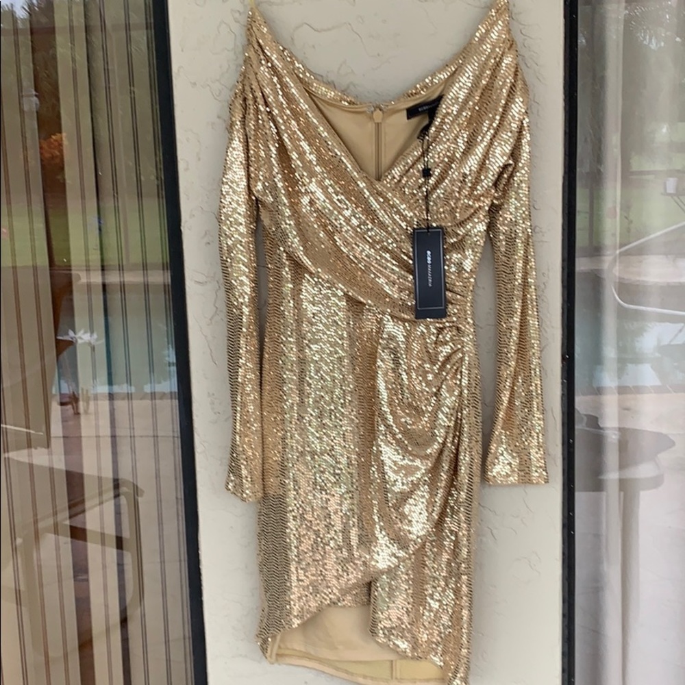 BCBGMAXAZRIA bnwt fancy cocktail dress